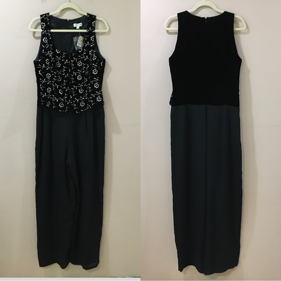 Ann Taylor Pants - Ann Taylor Vintage 80s Embroidered Velvet Jumpsuit wide leg Black size 14 new